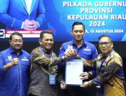 Ansar Ahmad-Nyanyang Haris Pratamura Tambah Amunisi: AHY Serahkan SK Demokrat untuk Pilgub Kepri 2024