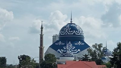 Cuaca Batam Kamis Ini: Berawan dan Berangin, Suhu Capai 31°C
