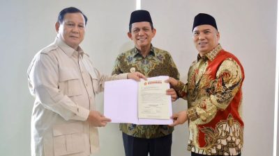 Julukan “Ayang” untuk Pasangan Ansar Ahmad dan Nyanyang Haris Pratamura di Pilkada Kepri