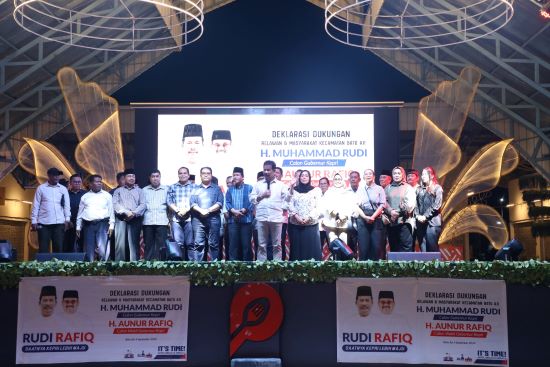 Deklarasi Dukungan Rudi - Rafiq Pilkada Kepri: Ribuan Relawan Padati Pasar Kuliner Batam