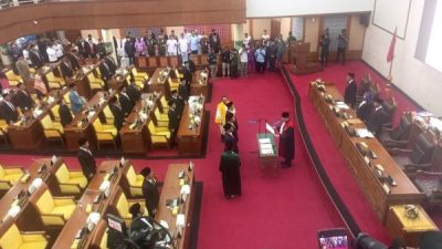 Kamaludin Dilantik Menjadi Ketua DPRD Batam, PDI-P Belum Tentukan Wakil Ketua II