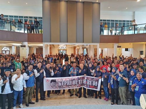 Rudi Bakar Semangat Kader Nasdem Tanjungpinang untuk Menangkan Paslon 2R di Pilkada Kepri 2024