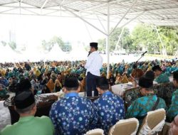 Rudi: Bantuan 4.500 Karung Beras untuk Dukung Peran Tokoh Agama di Batam