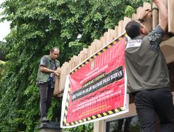 Bapenda dan Tim JPN Kejari Batam Kembali Pasang Spanduk Peringatan, Kali ini di Davienna Boutique Hotel