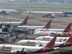 Harga Tiket Pesawat Domestik Turun Oktober 2024, Pemerintah Siapkan Skema Potongan Hingga 10 Persen