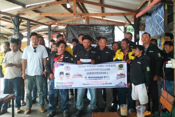 Pada Kamis (24/10/2024), komunitas Sahabat Ojol Tanjungpinang menyatakan sikap mendukung pasangan calon nomor urut 2 tersebut.