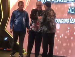 Tek Po Golden Prawn Raih Penghargaan Tokoh Pengembang Kawasan Wisata Inovatif dari BP Batam