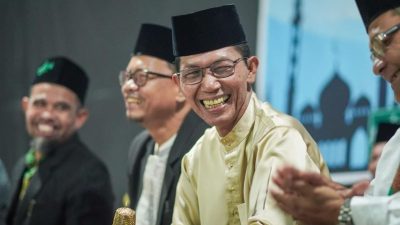 https://kepricek.com/10/10/2024/safari-maulid-nabi-1446-h-amsakar-achmad-perkuat-hubungan-dengan-warga-nahdliyyin/