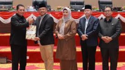 DPRD dan Pemprov Kepri Setujui APBD 2025, Defisit Rp200 Juta Diatasi dengan Efisiensi