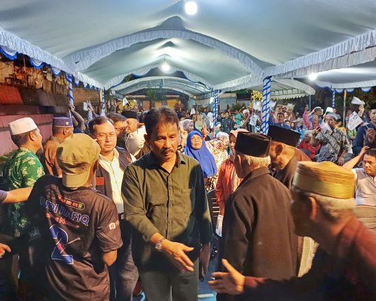 Ingin Atasi Ketimpangan di Kepri, Rudi Disambut Masyarakat Kabil dengan Cinta