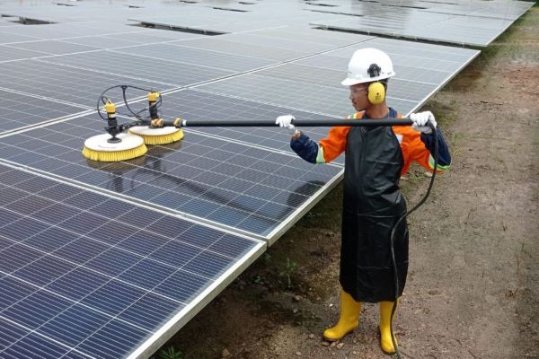 PLTS Tanjung Uma Jadi Bukti Potensi Energi Terbarukan di Batam