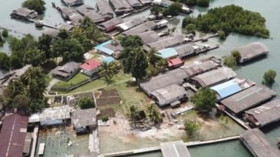 Perjuangan Tenaga Medis di Pulau Terpencil Batam: Melawan Gelombang Laut Demi Keselamatan Pasien