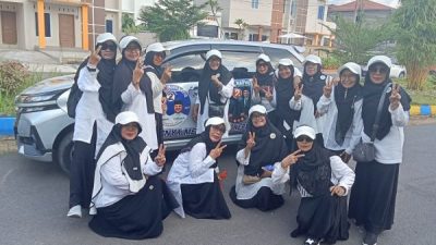 Relawan Rudi-Rafiq Sosialisasikan Program dan Visi Misi secara Door to Door di Tanjungpinang