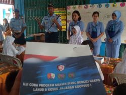 Lanud Hang Nadim Batam Uji Coba Program Makan Bergizi Gratis di SDN 002 Nongsa