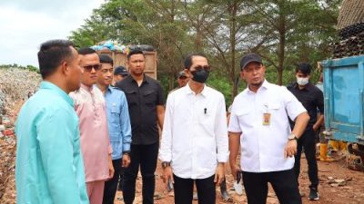 Amsakar Tinjau Antrean Truk Sampah di TPA Telaga Punggur, Batam, Siapkan Solusi Jangka Panjang