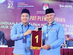 Mahyeldi-Vasko Ruseimy Menang Telak Pilkada Sumbar 2024 di Padang, Raih 83,8% Suara