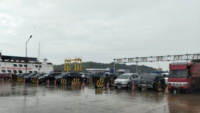 Cuaca Buruk, KMP Tanjungburang Dilarang Berlayar dari Tanjung Uban ke Batam