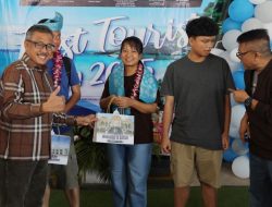 Tiga Wisatawan Asal Myanmar Jadi Tamu Pertama di Batam di Tahun 2025