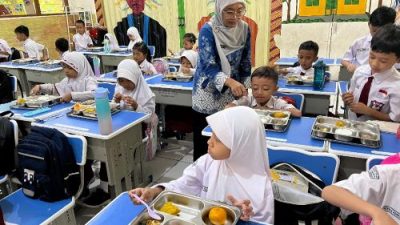(Pemko) Batam memastikan bahwa Program Makan Bergizi Gratis (MBG) akan menggunakan Anggaran Belanja Tak Terduga (BTT) sebagai dana pendamping