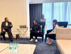 Amsakar Achmad dan Li Claudia Chandra Bahas Strategi Pengembangan Batam dengan Airlangga Hartarto dan Surya Paloh