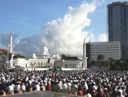 889 Titik Salat Idul Fitri di Batam, Wali Kota Amsakar Salat di Dataran Engku Putri