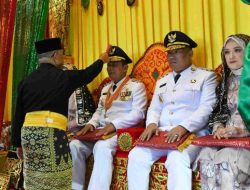 Gubernur Ansar dan Wagub Nyanyang Diberi Doa Restu dalam Prosesi Adat Melayu