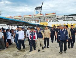 Wagub Kepri Nyanyang Haris Sidak Pelabuhan Bintang 99 Batam, Pastikan Kelancaran Arus Mudik Lebaran