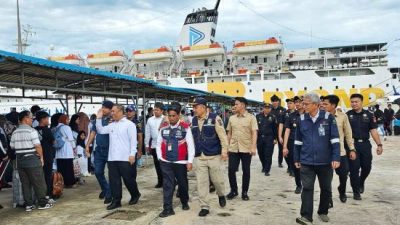 Wagub Kepri Nyanyang Haris Sidak Pelabuhan Bintang 99 Batam, Pastikan Kelancaran Arus Mudik Lebaran