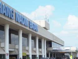 Tiket Pesawat dari Batam Ludes, Warga Beralih ke Jalur Laut dan Penerbangan Luar Negeri untuk Mudik Lebaran