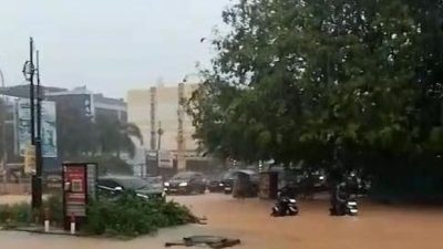 Hujan Deras Terjang Batam, Sejumlah Kawasan Terendam Banjir, BMKG Prediksi Cuaca Ekstrem Hingga Jumat