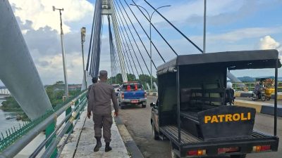 Patroli Gabungan Tertibkan Parkir di Jembatan Barelang